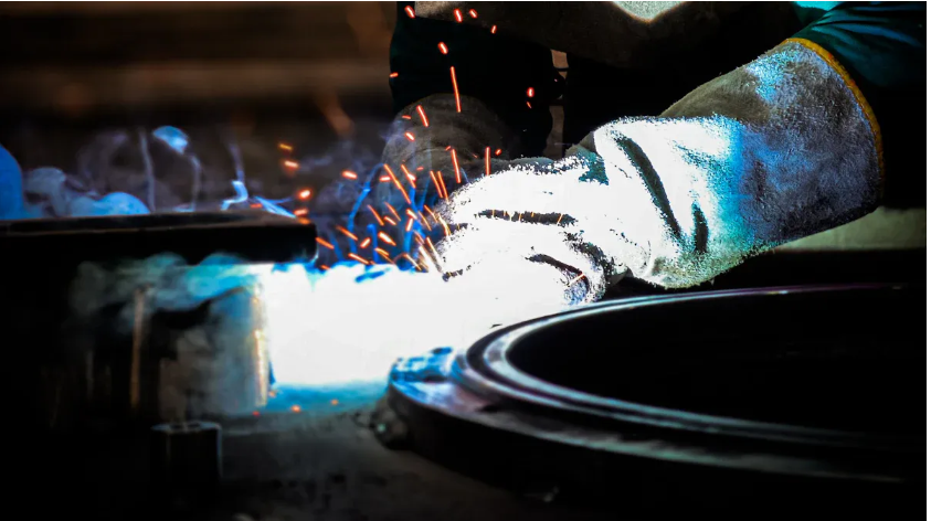 Os 5 principais problemas comuns de soldagem de tubos e como as ferramentas adequadas para tubos os resolvem